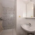 Πανσιόν Baric Ζαντάρ