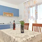 Baric 3* Ζαντάρ