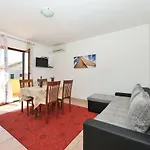 Baric Gostinjska kuća 3*