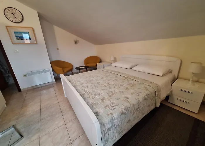 Baric Casa de hóspedes 3*