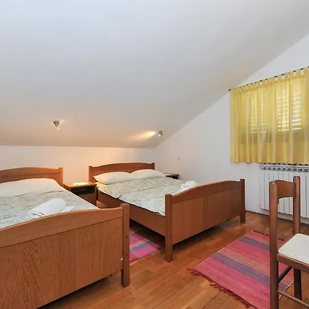 Guest house Baric
